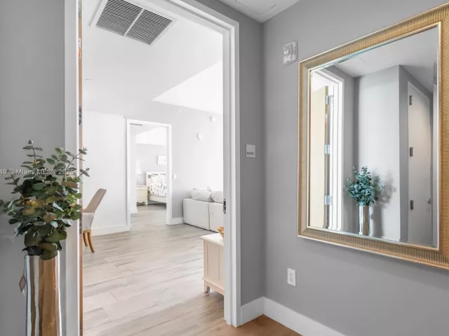 Apartment for sale  Unit #605 - photo 5902659