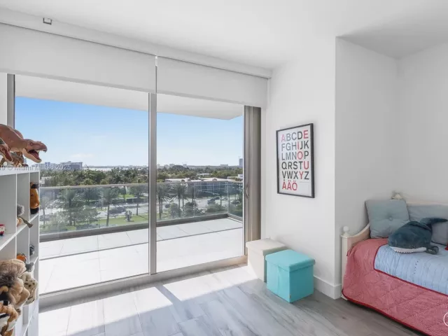 Apartment for sale  Unit #605 - photo 5902646