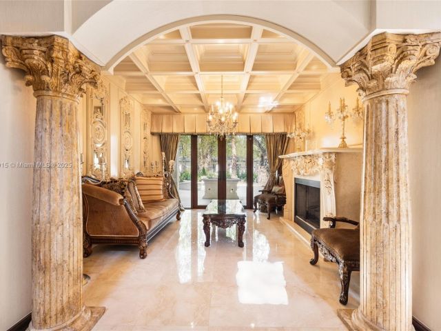 Home for sale at 6016 Leonardo St - photo 5888383