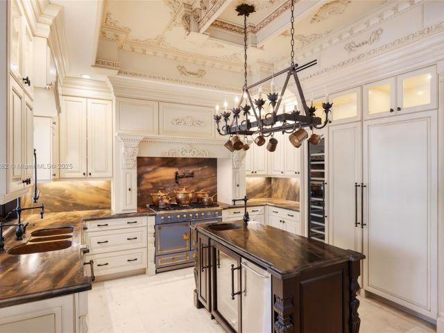 Home for rent at 6016 Leonardo St - photo 5888360