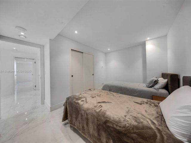 Apartment for sale  Unit #17R - photo 5959725