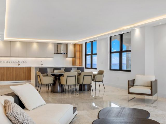 Apartment for sale  Unit #17R - photo 5959728