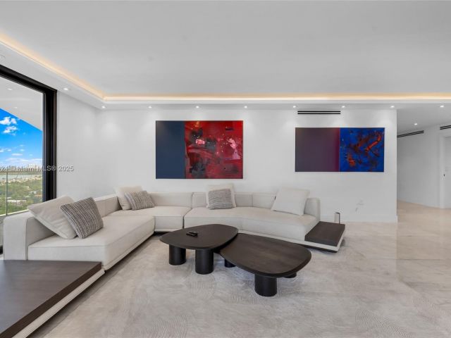 Apartment for sale  Unit #17R - photo 5959731