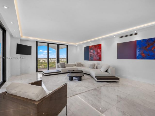 Apartment for sale  Unit #17R - photo 5959732