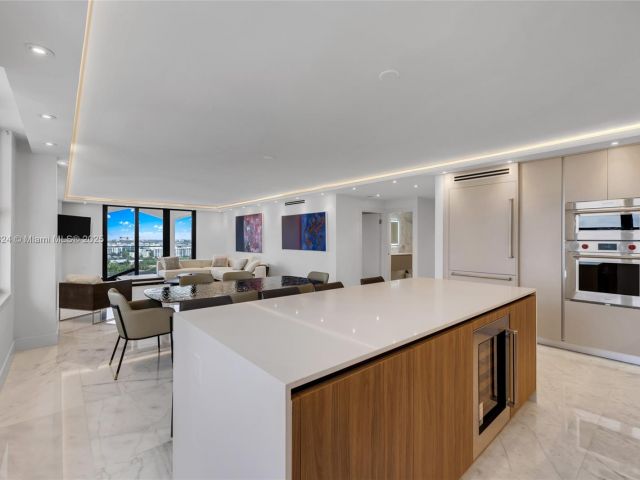 Apartment for sale  Unit #17R - photo 5959737