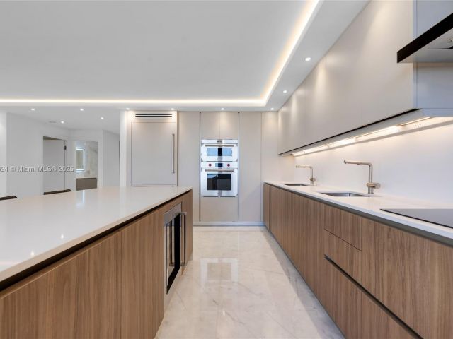 Apartment for sale  Unit #17R - photo 5959738