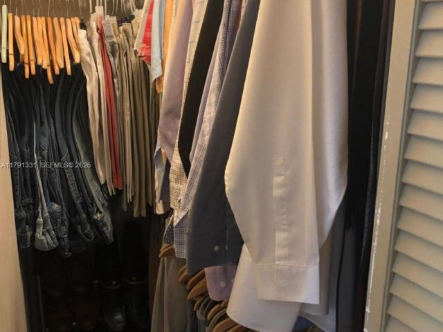 2-bedroom home for rent in Coral Gables - 248 Majorca Ave 248 - MondialRealty