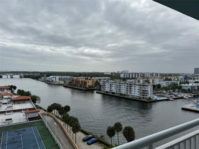 Apartment for sale  Unit #1105 - photo 5928655