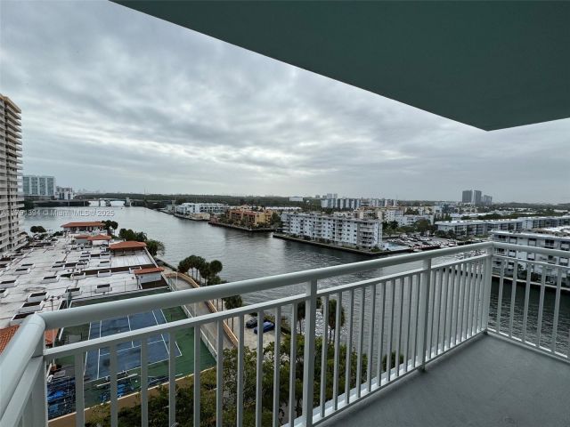 Apartment for sale  Unit #1105 - photo 5928656