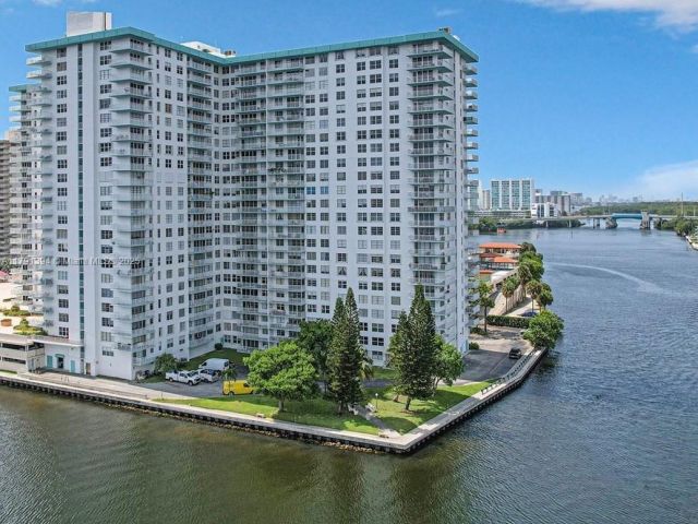 Apartment for sale  Unit #1105 - photo 5928668