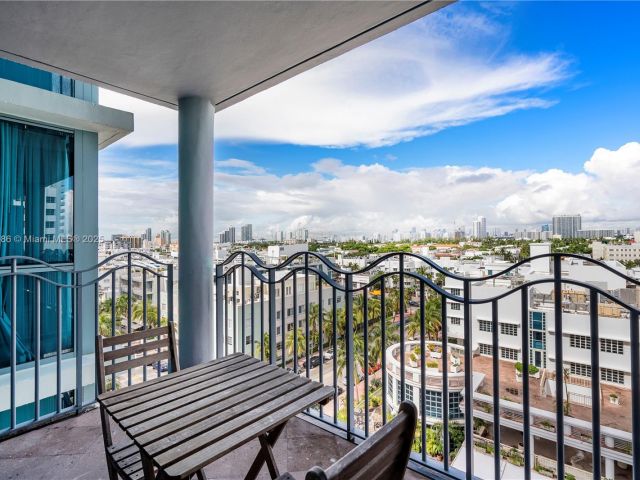 Apartment for rent  Unit #810 - photo 5910332