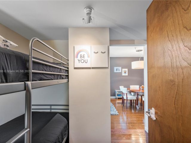 Apartment for rent  Unit #810 - photo 5910334