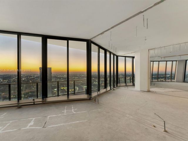 Apartment for sale  Unit #5801 - photo 5922938