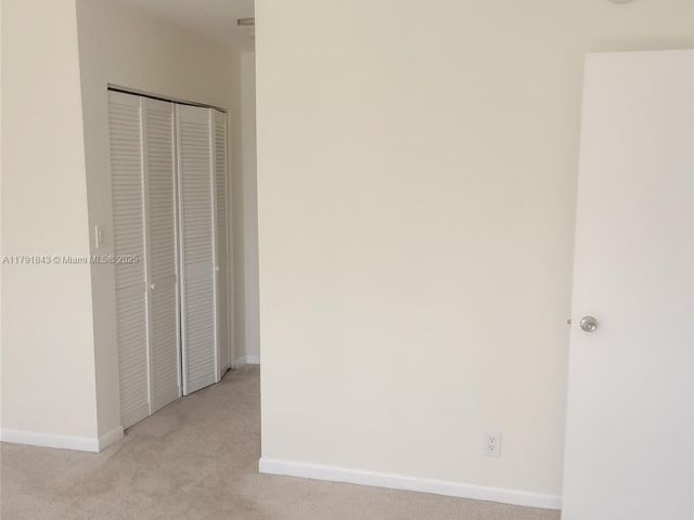 Apartment for sale  Unit #2004 - photo 5902337