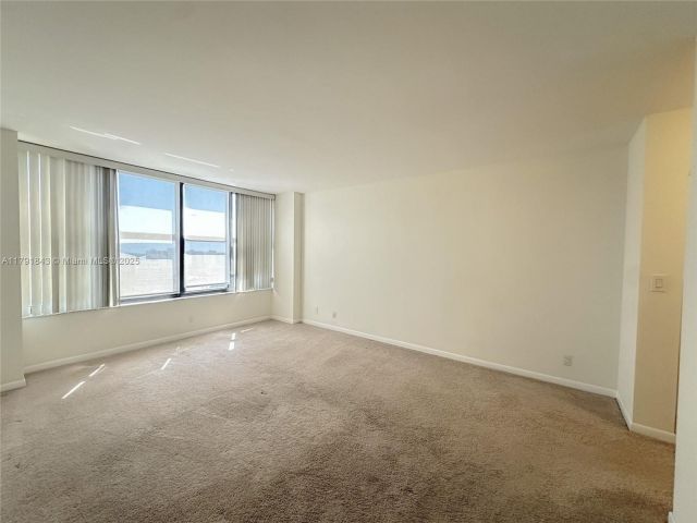 Apartment for sale  Unit #2004 - photo 5902339