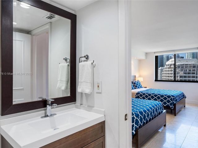 Apartment for sale  Unit #1411 - photo 5917778