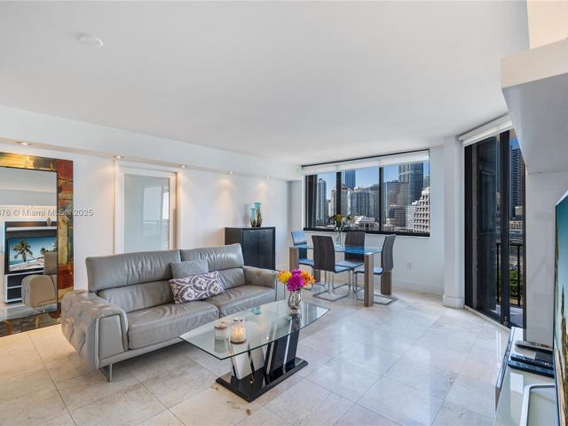 Apartment for sale  Unit #1411 - photo 5917795