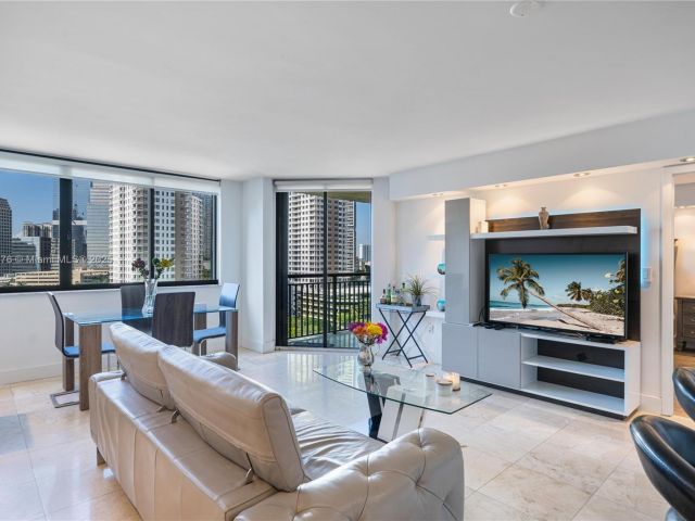 Apartment for sale  Unit #1411 - photo 5917797