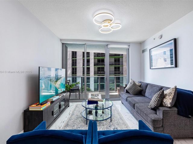 Apartment for sale  Unit #1708 - photo 5899920