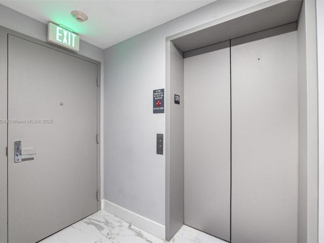 Apartment for sale  Unit #1708 - photo 5899924