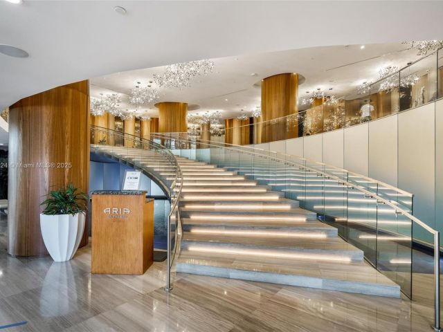 Apartment for sale  Unit #1708 - photo 5899926