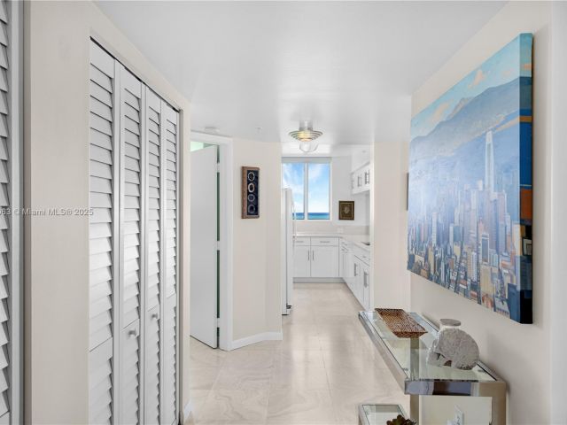 Apartment for sale  Unit #2102 - photo 6006615