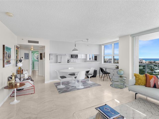 Apartment for sale  Unit #2102 - photo 6006625