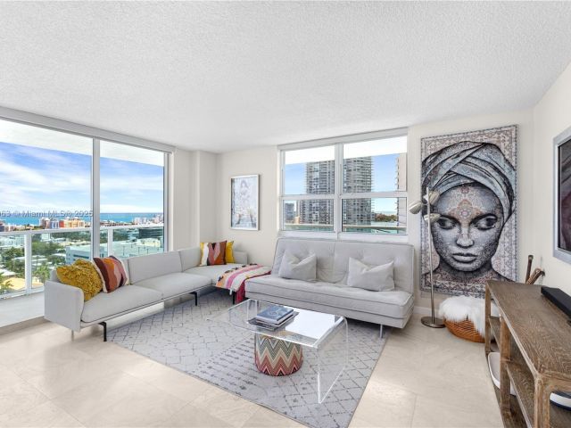 Apartment for sale  Unit #2102 - photo 6006627