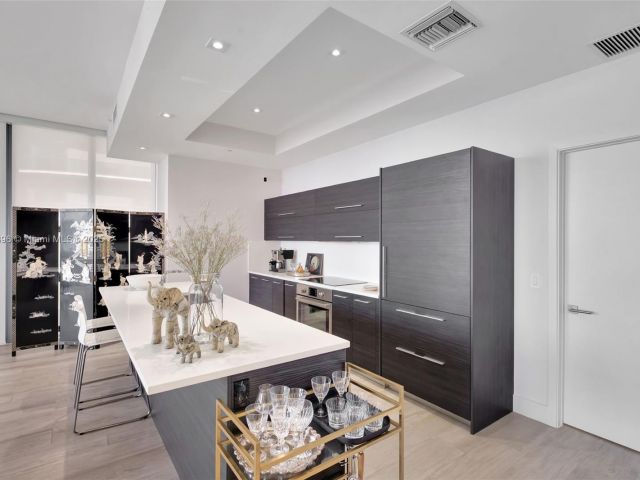 Apartment for sale  Unit #PH4501 - photo 5959814