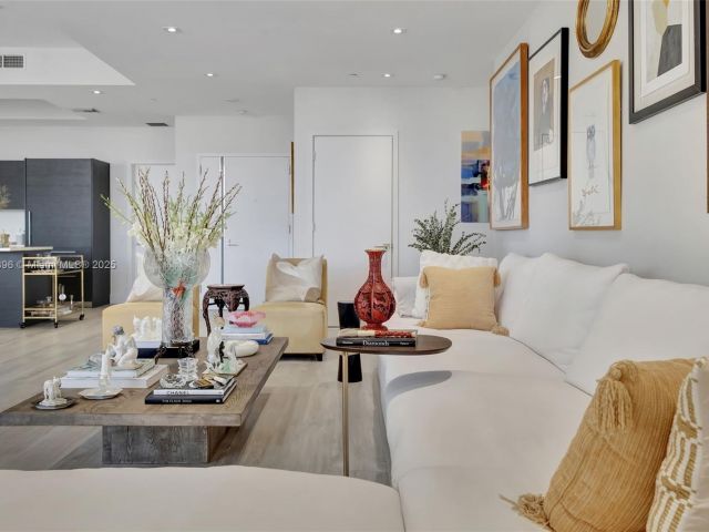 Apartment for sale  Unit #PH4501 - photo 5959817