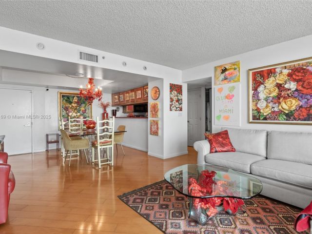 Apartment for rent  Unit #2907 - photo 5912800