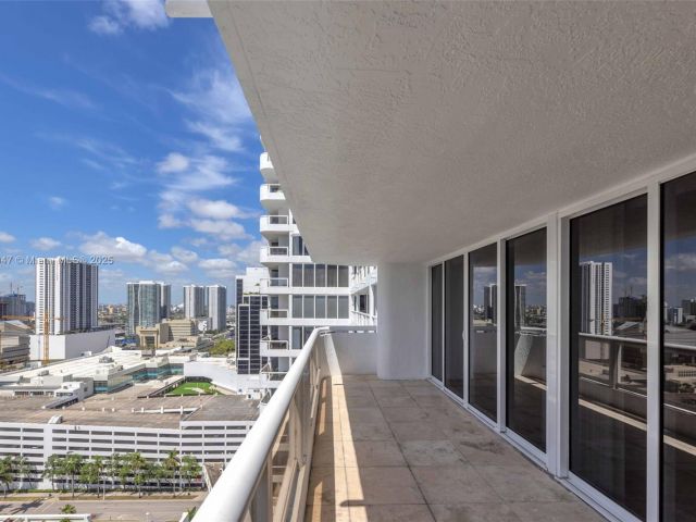 Apartment for sale  Unit #A-3144 - photo 5858146