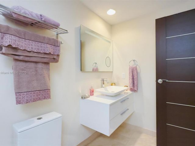 Apartment for sale  Unit #1201 - photo 5899355