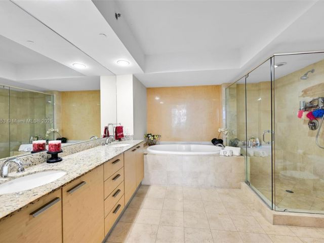 Apartment for sale  Unit #1201 - photo 5899361