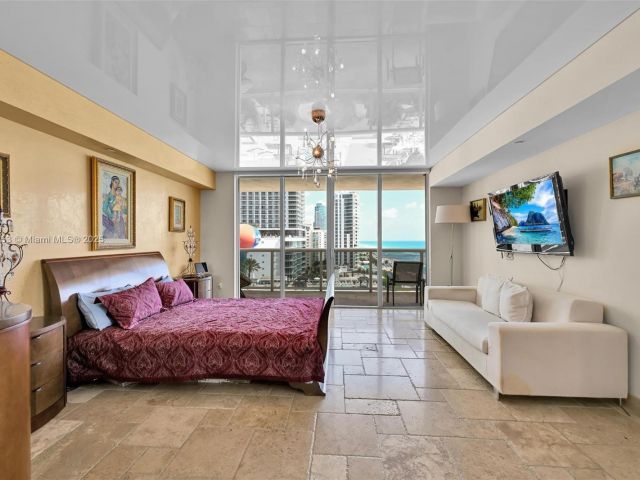 Apartment for sale  Unit #1201 - photo 5899364