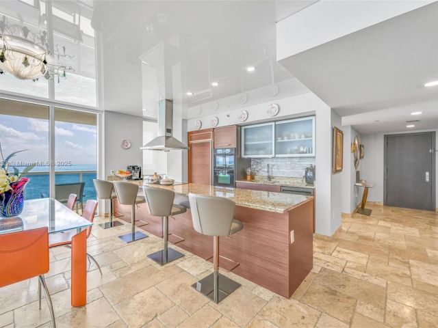 Apartment for sale  Unit #1201 - photo 5899366