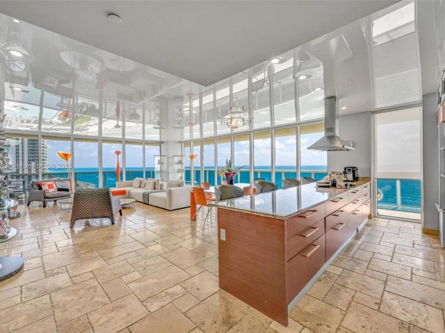 Apartment for sale  Unit #1201 - photo 5899369