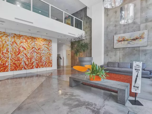 2-bedroom condo for sale in Miami - 234 NE 3rd St 2202 - MondialRealty