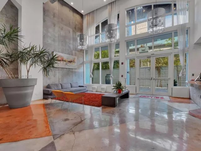 2-bedroom condo for sale in Miami - 234 NE 3rd St 2202 - MondialRealty