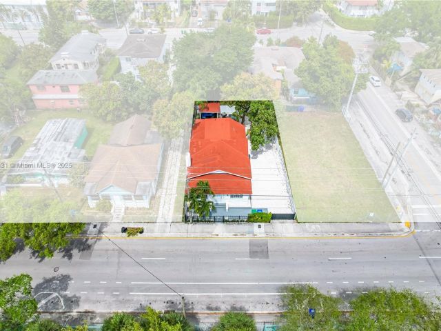 Home for sale at 473 NE 61st St - photo 5885277