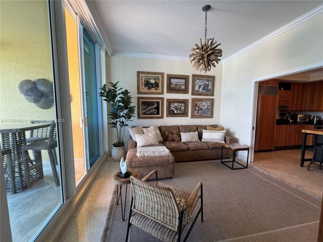 Apartment for rent  Unit # - photo 5881091