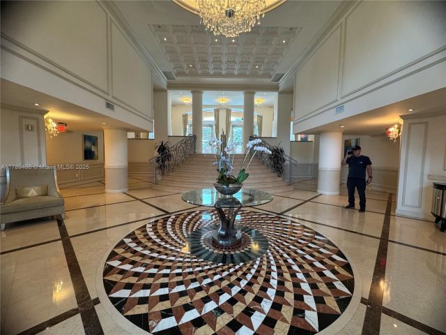 Apartment for rent  Unit # - photo 5881105