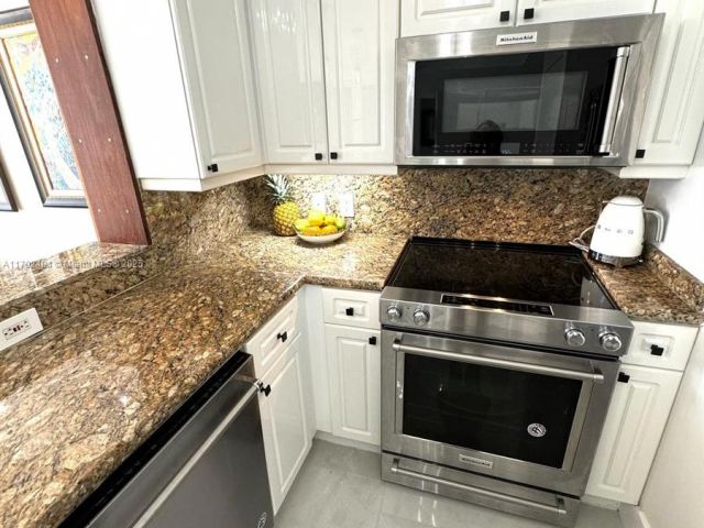 Apartment for sale  Unit #3007 - photo 5945217