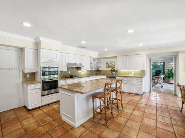 Home for sale at 141 Island Dr - photo 5895938