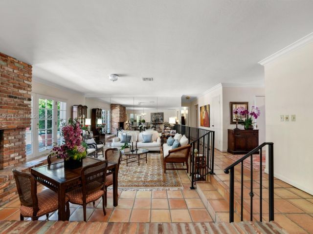 Home for sale at 141 Island Dr - photo 5895940