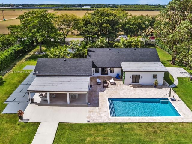 Home for sale at 21411 SW 248th St - photo 5867174