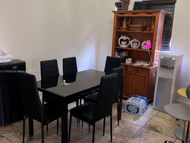 3-bedroom home for sale in Miami - 6725 SW 137th Ct 14D - MondialRealty