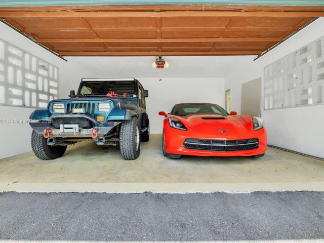 Home for sale at 2019 NE 31st Ave - photo 5954987