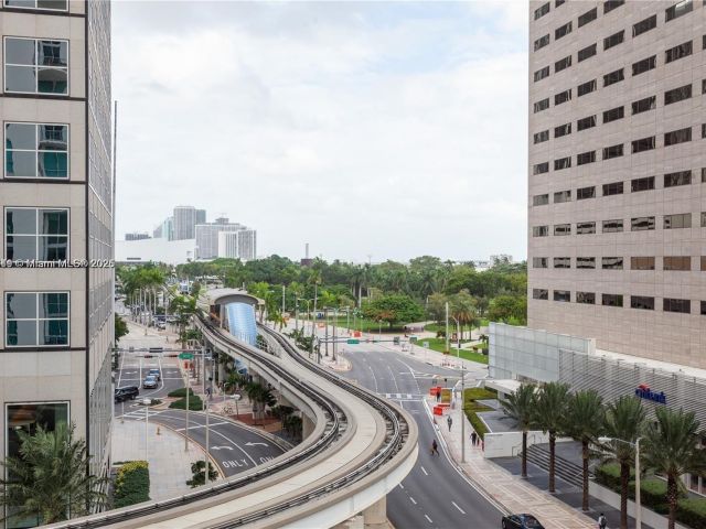 Apartment for sale  Unit #L-432 - photo 5858415