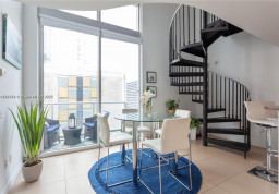 Apartment #L-432 at Met 1